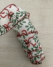 5 YARDS MISTLETOE CHRISTMAS PRINT WIRED EDGE RIBBON,  2 1/2" Wide