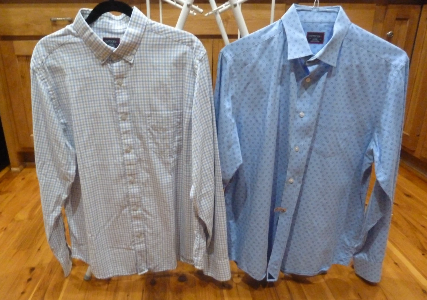 LOT 2~~MEN'S UNTUCKIT COTTON SHIRTS~~SZ LARGE~LONG SLEEVE, BUTTON UP~BLUE BLENDS