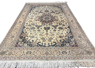 Handgeknüpfter Orientteppich Nain mit Seide Fein Signiert 244x156 cm carpet rug