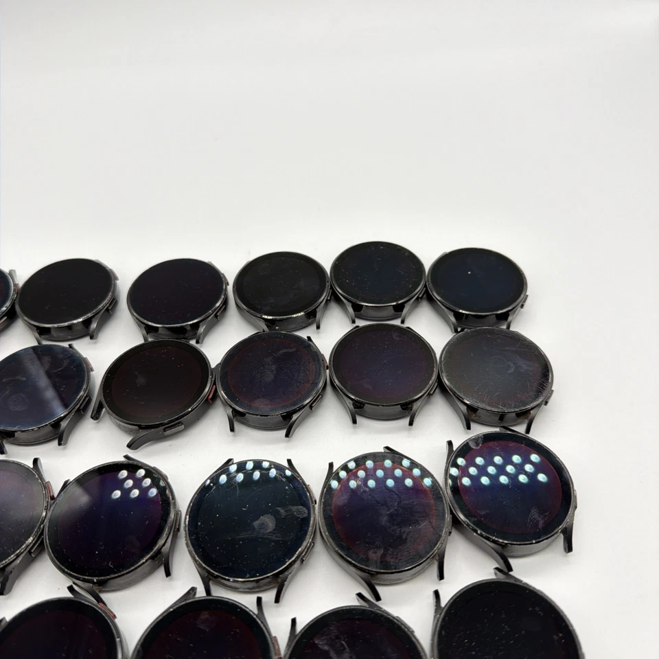 Samsung Galaxy Watch4 - 44mm - Black - Wi-Fi - Grade C - Lot of 10 - Image 4 of 4