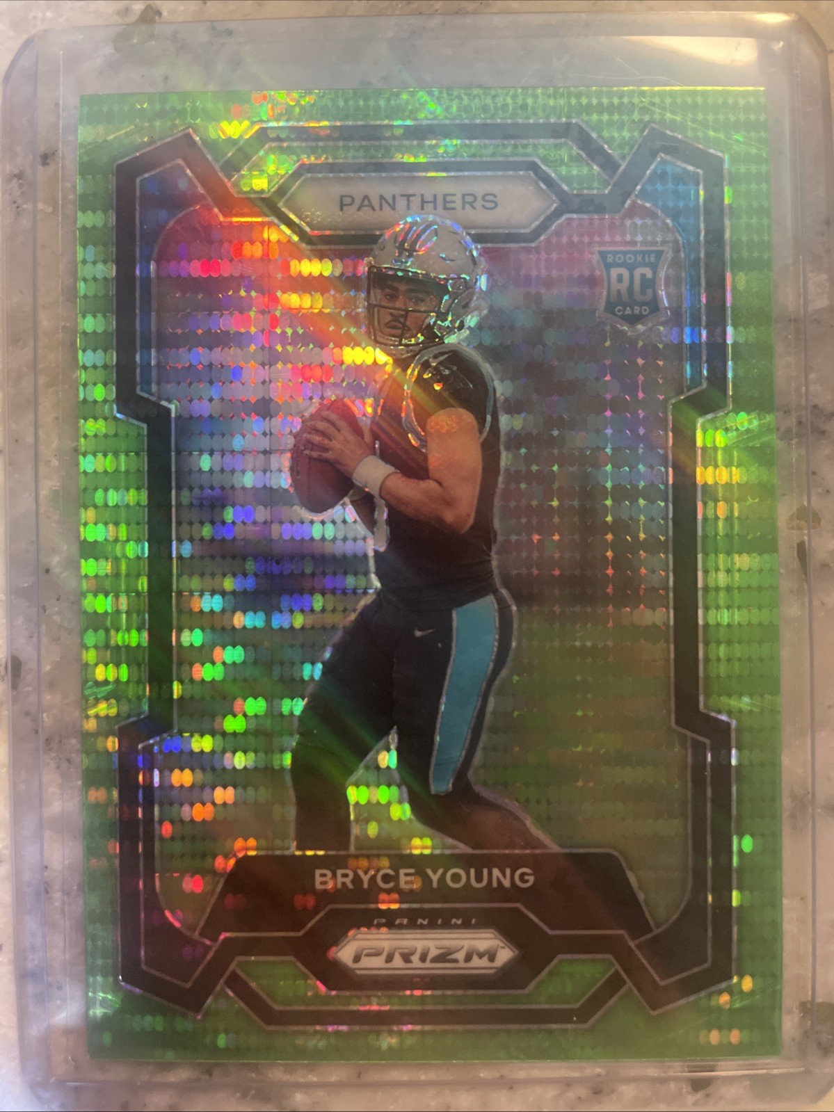 2023 Panini Prizm - Rookies Bryce Young #311 Neon Green Pulsar Prizm (RC)