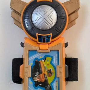 Toybot Smart KeyX Robot Toy with Wear and Tear, Used Condition