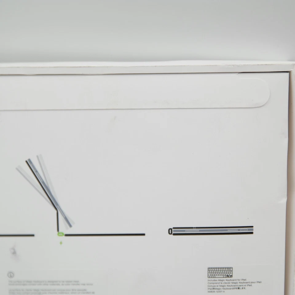 Teclado mágico iPad modelo A3339 MDFV4LL/A blanco. SELLADO Foto 4 de 4
