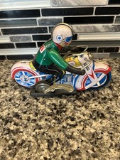Vintage Wind Up Tin Toy Motorcycle Mechanical 1970's MS-702