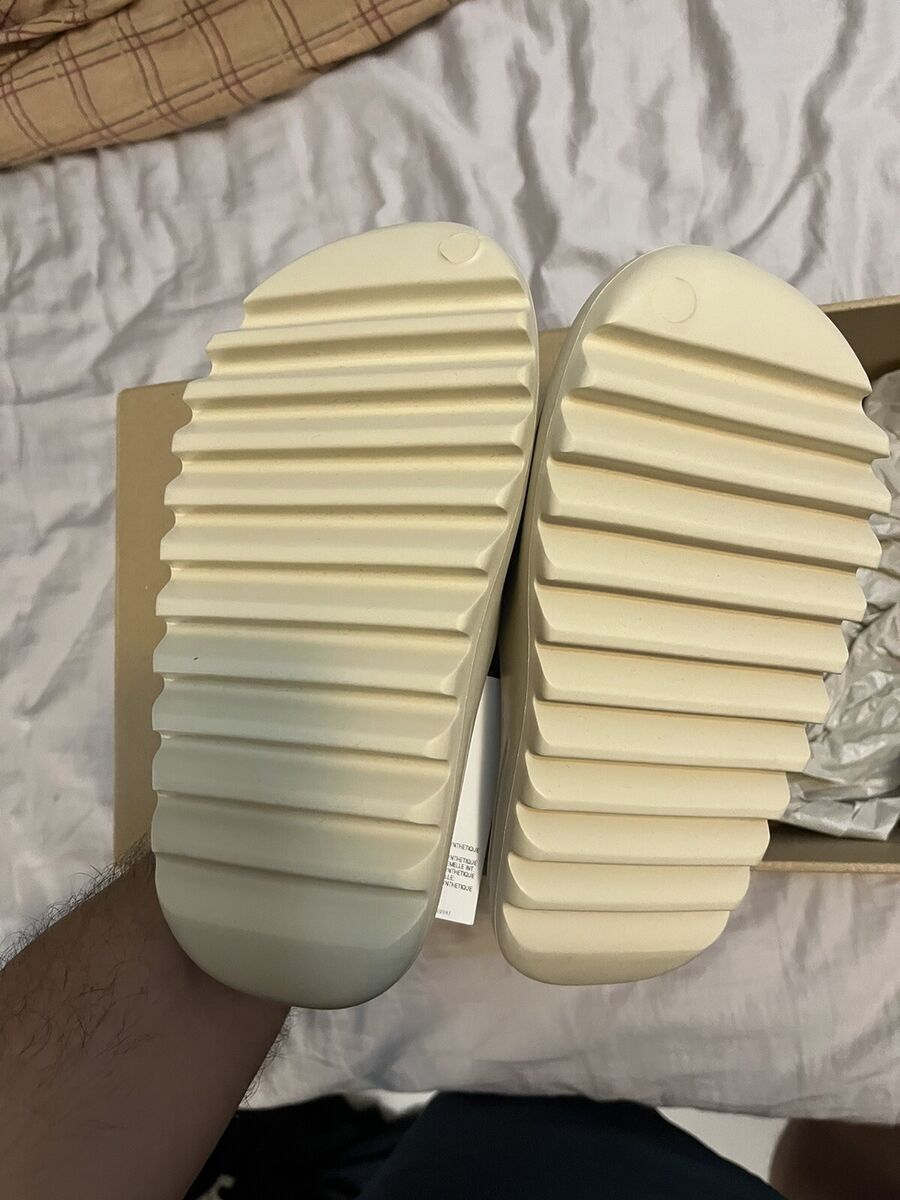 Adidas Yeezy Slide Bone FW6345 Men's Size 4 Brand New 2019 Adidas Yeezy Slide Bone FW6345 Men's Size 4 Brand New 2019