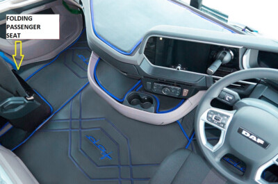 ECO LEATHER FLOOR MATS -BLACK/BLUE  FIT Daf  XG , XG+ [ FOLDING PASSENGER SEAT]