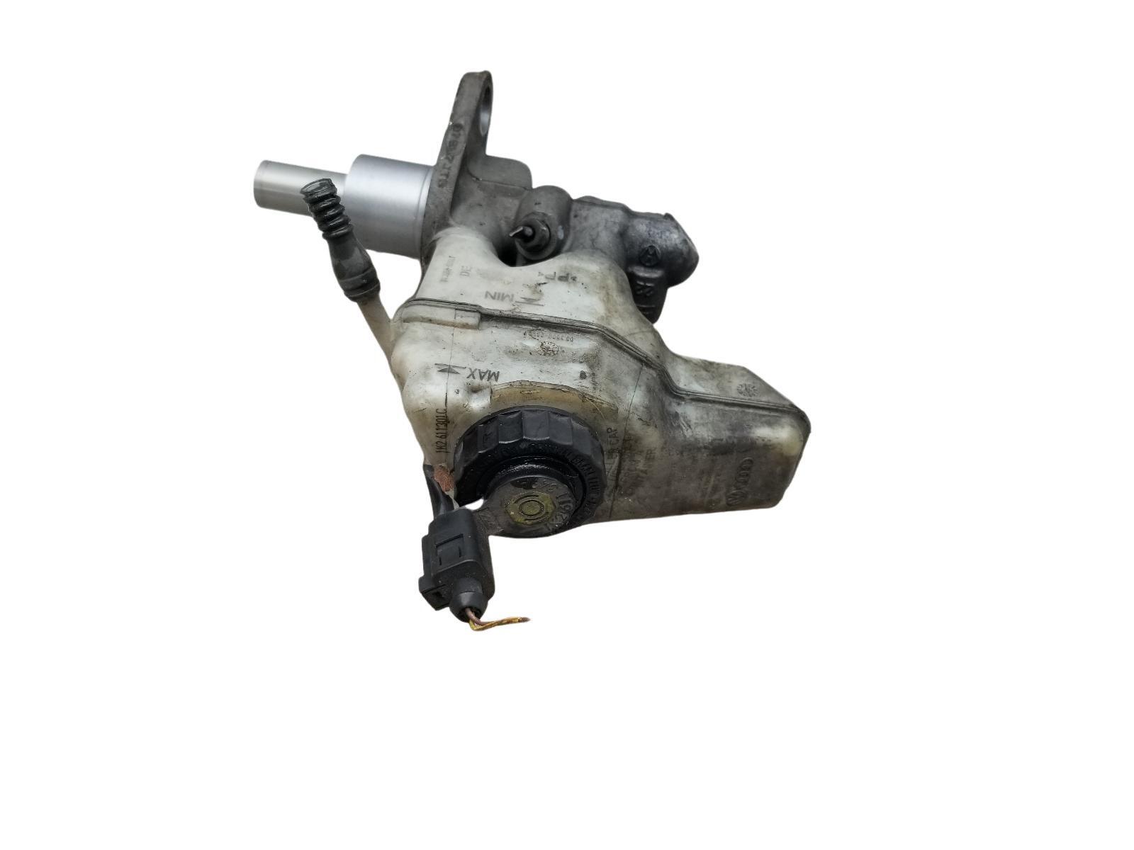 Seat Altea XL Brake Master Cylinder 1.9 Diesel BXE 2007 1K2614019H eBay