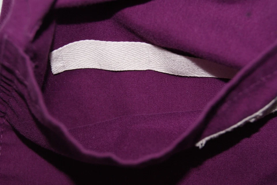 urbane scrub top womens small purple w/ green piping 2 pocket & pen holder - Image 4 of 4