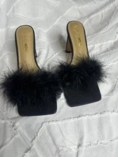 TOP Moda Women's High Heels Black Fur size 7 super cute!
