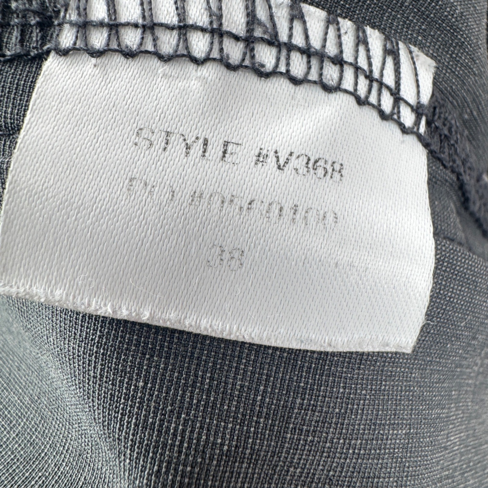 VUORI  Performance Shorts Mens Size 38 Dark Gray Quick Dry Zip Pocket Athletic