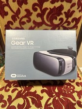 Samsung Gear VR Powered by Oculus Virtual Reality Headset Used In Box