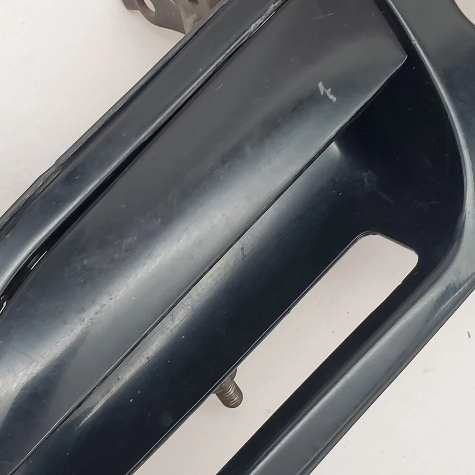 1993-1998 Lincoln Mark VIII Guarnição de Maçaneta de Porta Lateral de Motorista Esquerda LH Fabricante de Equipamento Original Preto - Imagem 4 de 4