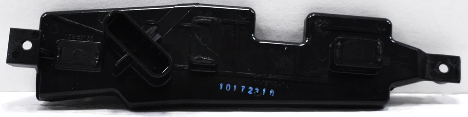 TYC 11-1914-20 Tail Light Connector Plate - LEFT NEW IN PACKAGE - Изображение 3 из 3