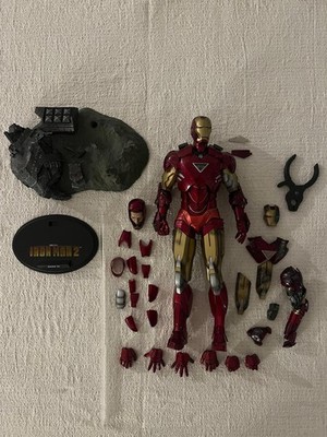 Hot Toys Iron Man Mark IV MMS123 1/6 Tony Stark Figure