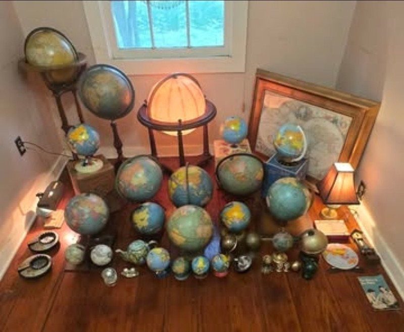 ATTENTION World Globe Collectors and Antique Dealers