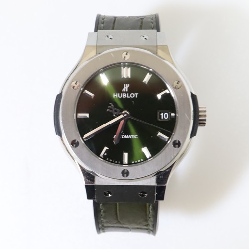 Hublot Classic Fusion 38mm Women's Green Watch Titanium - 565.NX.8970.LR
