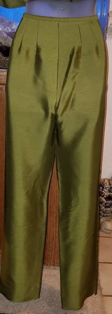 Sandra King Moda Seta New Moss Silk Suit Size 6 image 8