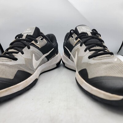 Nike Varsity Compete TR 3 Mens 10 Light Smoke Grey Black 