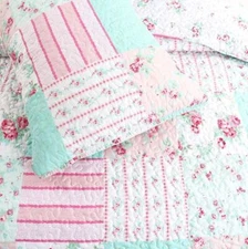 King Size Quilt Set Floral Patchwork Bedspread Lightweight Reversible Coverlet