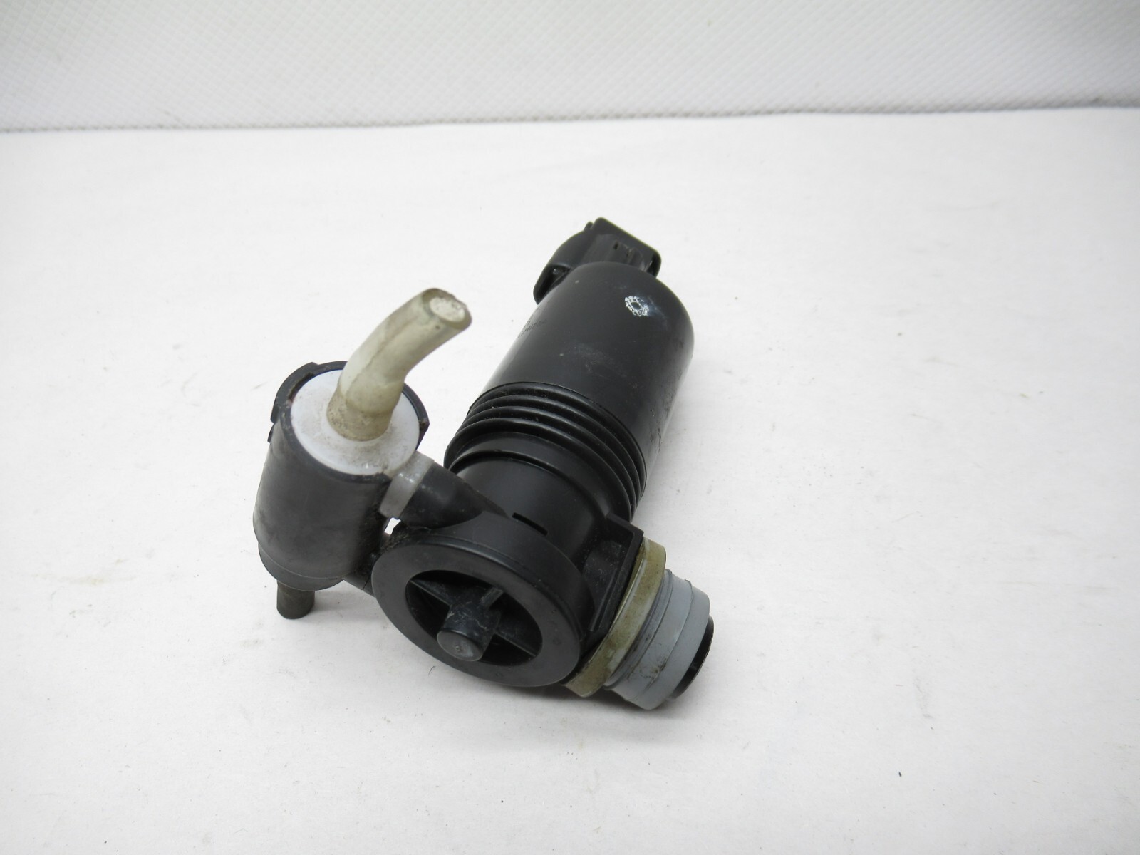 20112017 Nissan Juke Windshield Washer Pump 28920EL00A eBay