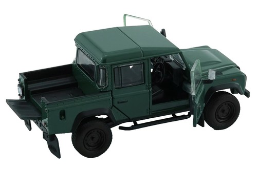 MINI GT 1:64 Land Rover Defender 90 Pickup - 2022 Chinese New Year
