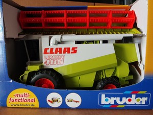 bruder claas lexion 480 combine harvester