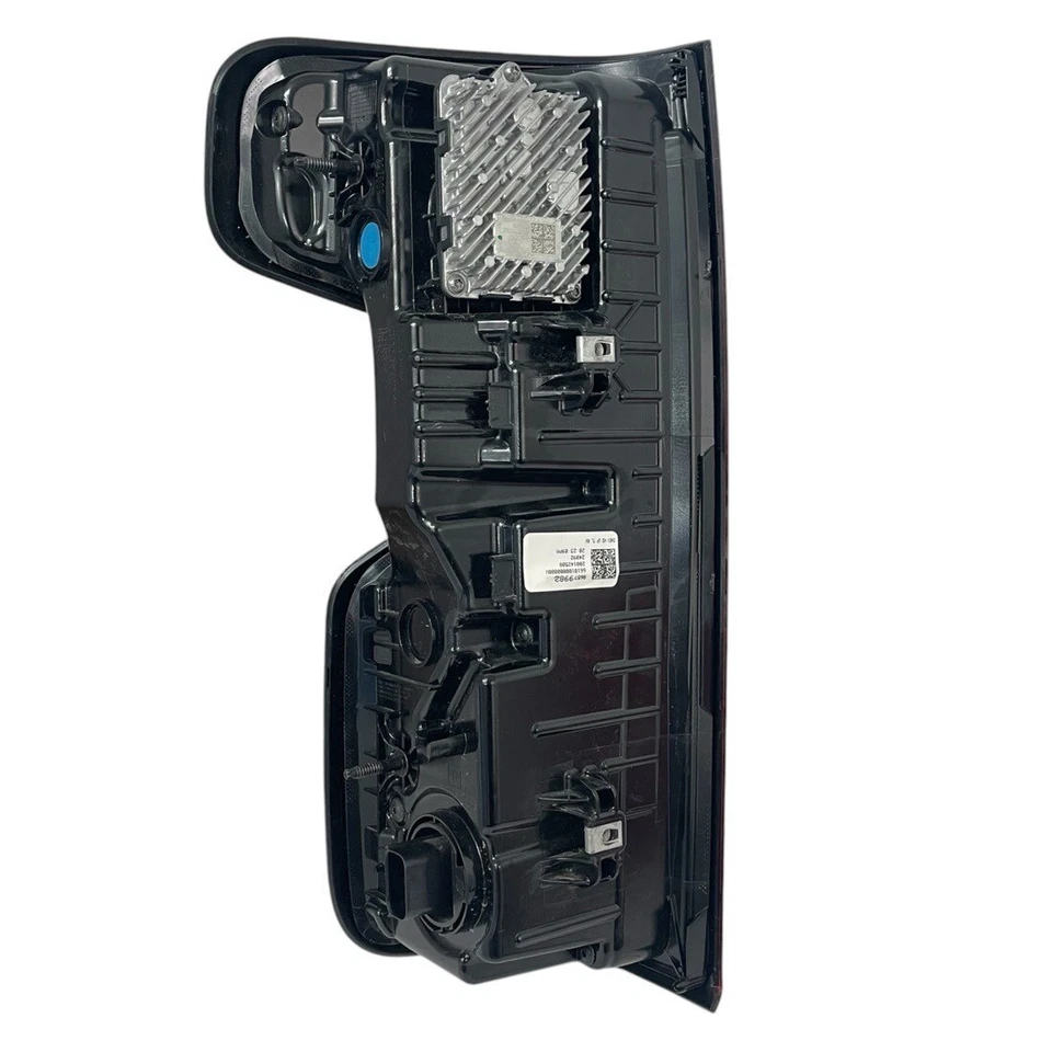 Conjunto de freno de luz trasera GM pasajero diestro LED 24-25 Chevy Silverado 2500 3500 HD Foto 3 de 3