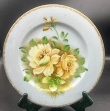 Unmarked Hand Painted and Signed Yellow Rose Plate with Gold Gilding