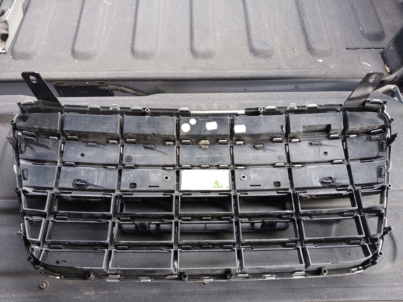 Audi R8 OEM Front Grille / Grill  V10 420 853 651 420853651