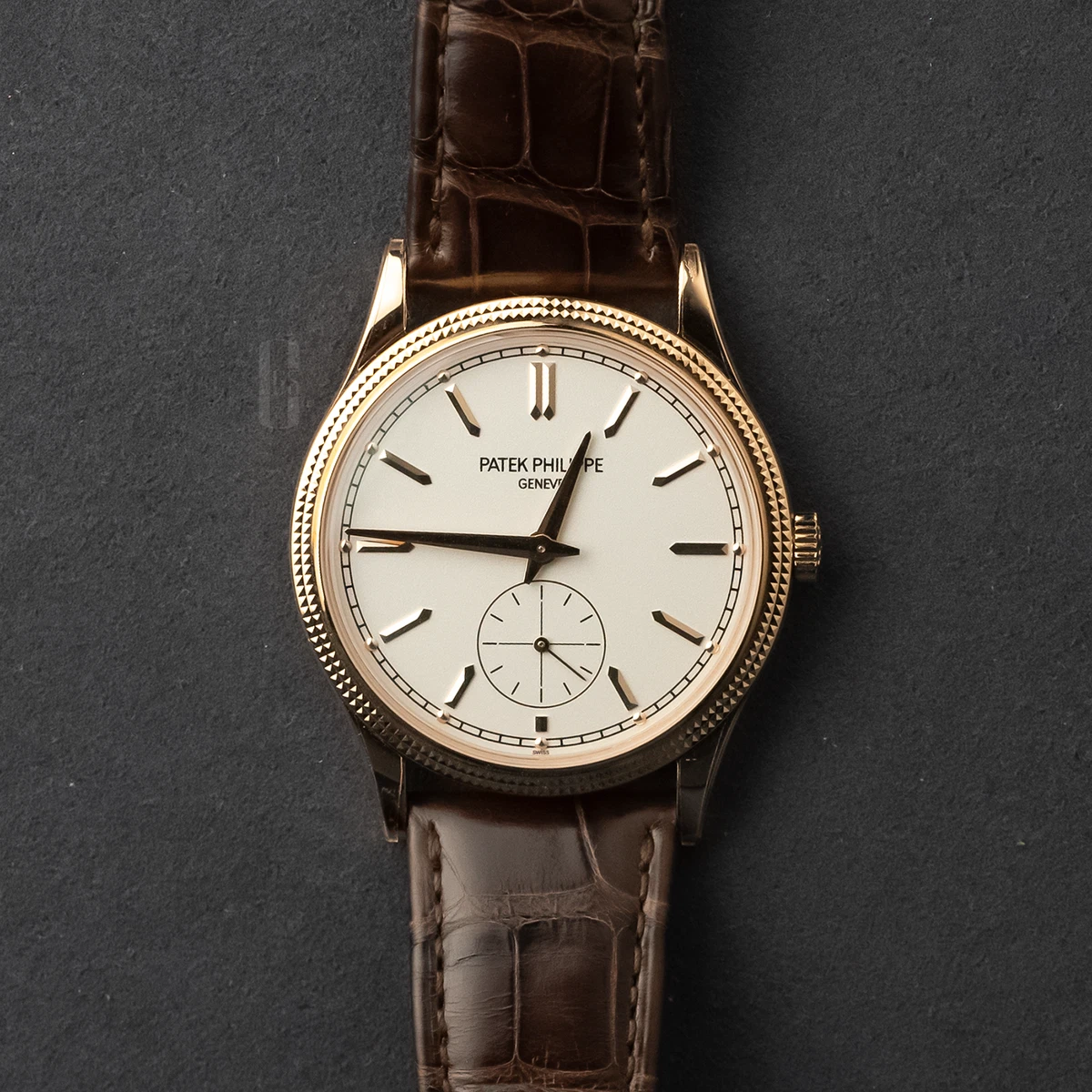 Patek philippe hotsell calatrava 5196g price