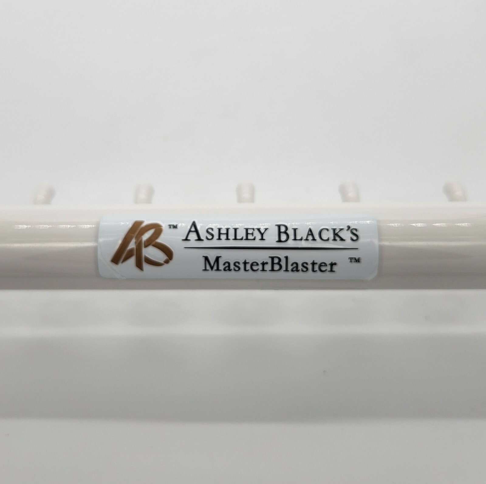 Ashley Black Guru MasterBlaster 9 Small Claw Master Blaster Fast