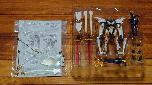 ROBOT Spirits SIDE KMF Lancelot Albion PVC Figure CODE GEASS Bandai JP Import - Picture 4 of 8