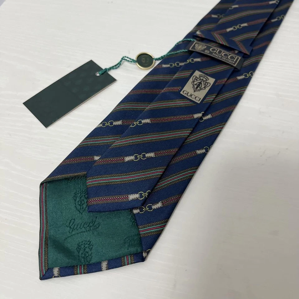 Corbata Gucci Cuello Azul Marino Rayas 100% Seda Italia Línea Jerez Sin Usar Como Nueva Regalo Envío Gratis Foto 4 de 4