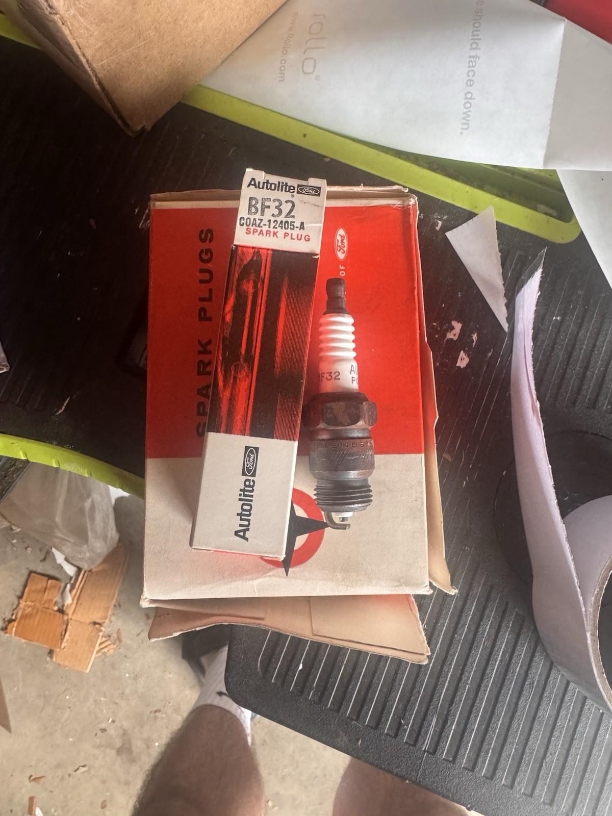  NOS Autolite Spark Plugs BF32 Ford 289HiPo 351 390 406 427 428CJ 429 Box of 10 