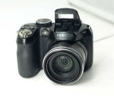 Fujifilm FinePix S Series S2940WM 14.0MP Digital Camera Tested