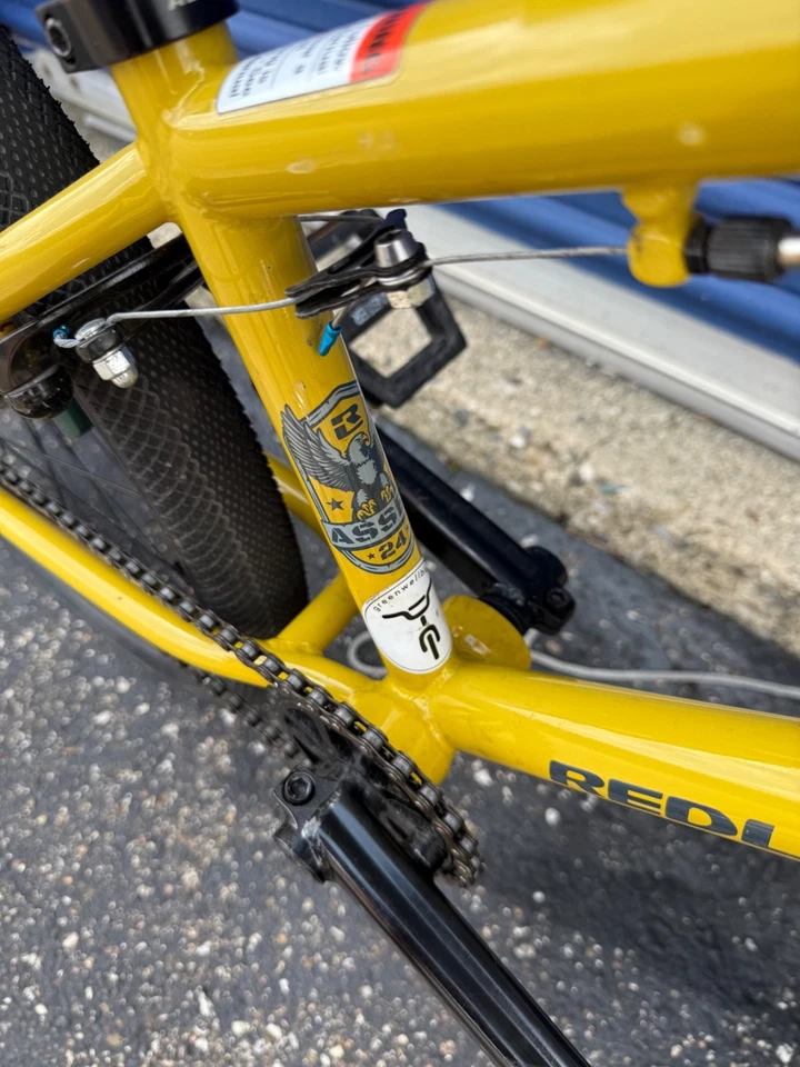 Bicicleta BMX Redline Asset 24". amarillo. Bicicleta BMX Cruiser Foto 4 de 4