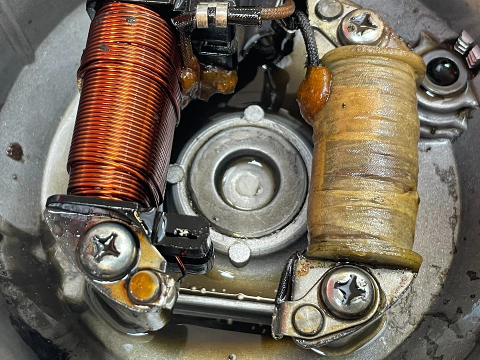 Honda XR185 XR 185 1979 OEM estator magneto HM446 Foto 3 de 4