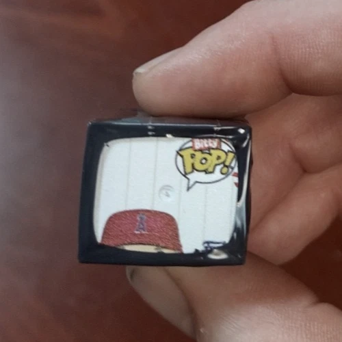 Super Box Funko Pop Mike Trout 2026 Topps Series 1 Super Box Bitty Pop