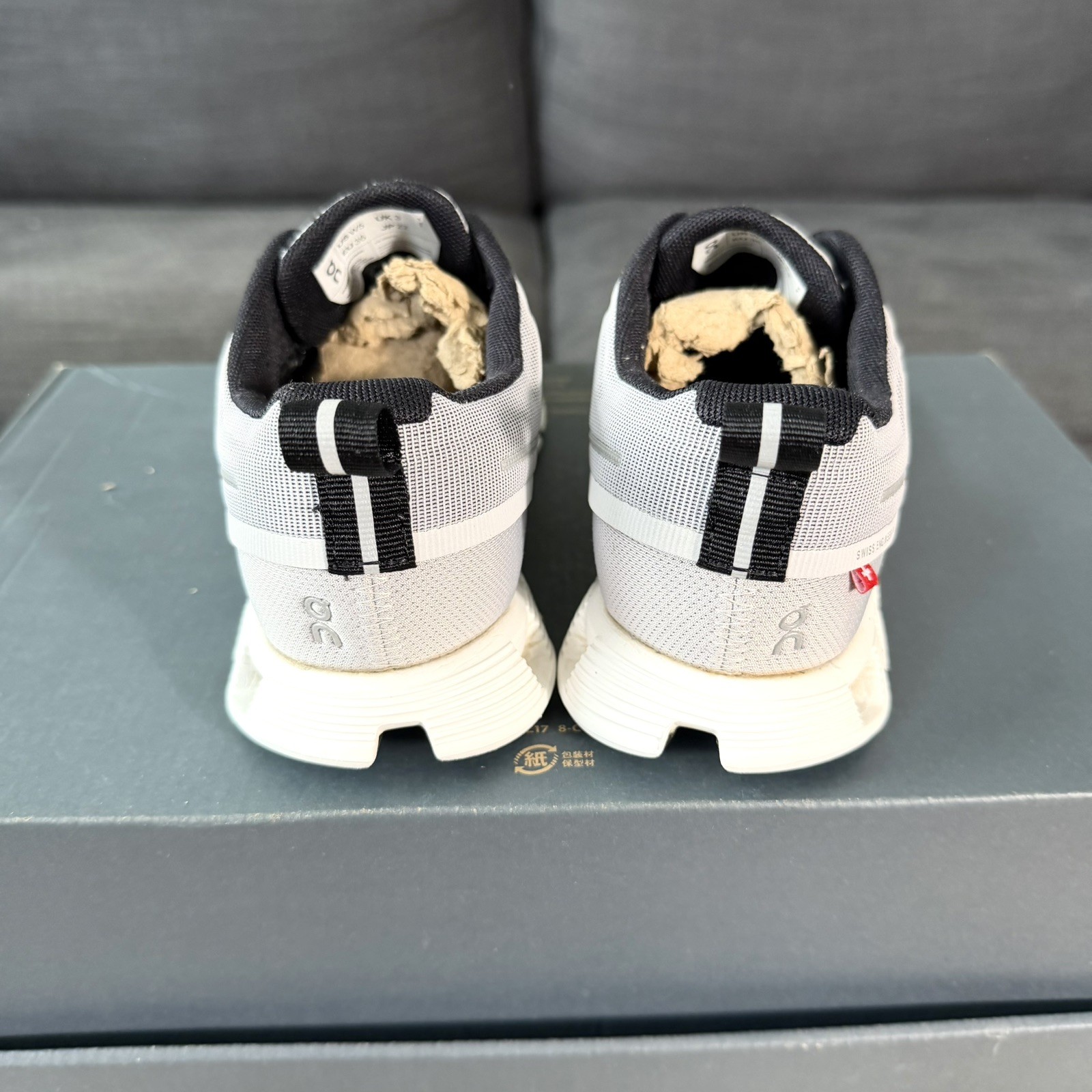 On Cloud 5 Waterproof Gray CloudTec Running Sneak… - image 8