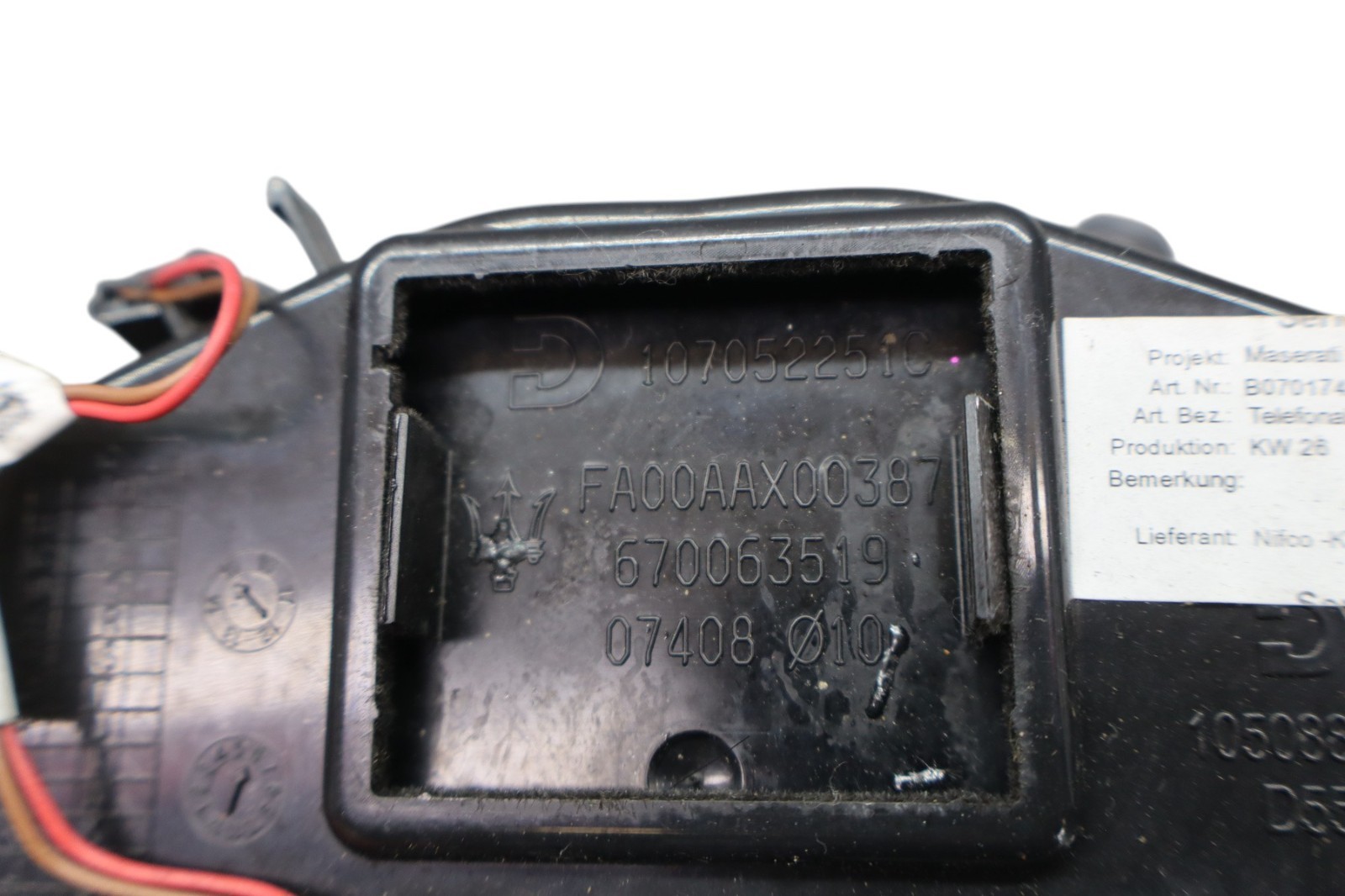 14-24 Maserati Quattroporte M156 Center Console Phone Holder Compartment Oem