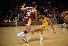 Gail Goodrich Los Angeles Lakers collides with Butch Beard Gol- 1973 Old Photo
