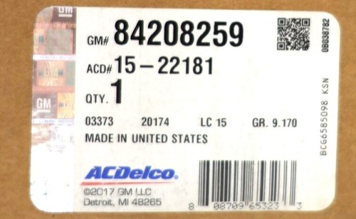 NEW OEM GM A/C Compressor & Clutch 84208259 Express Savana 2010-2016 - Picture 2 of 8
