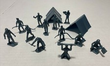 Louis Marx Vintage 45MM US Air Force Airmen 12PC Lot 10 Poses Toy Soldiers 45 mm