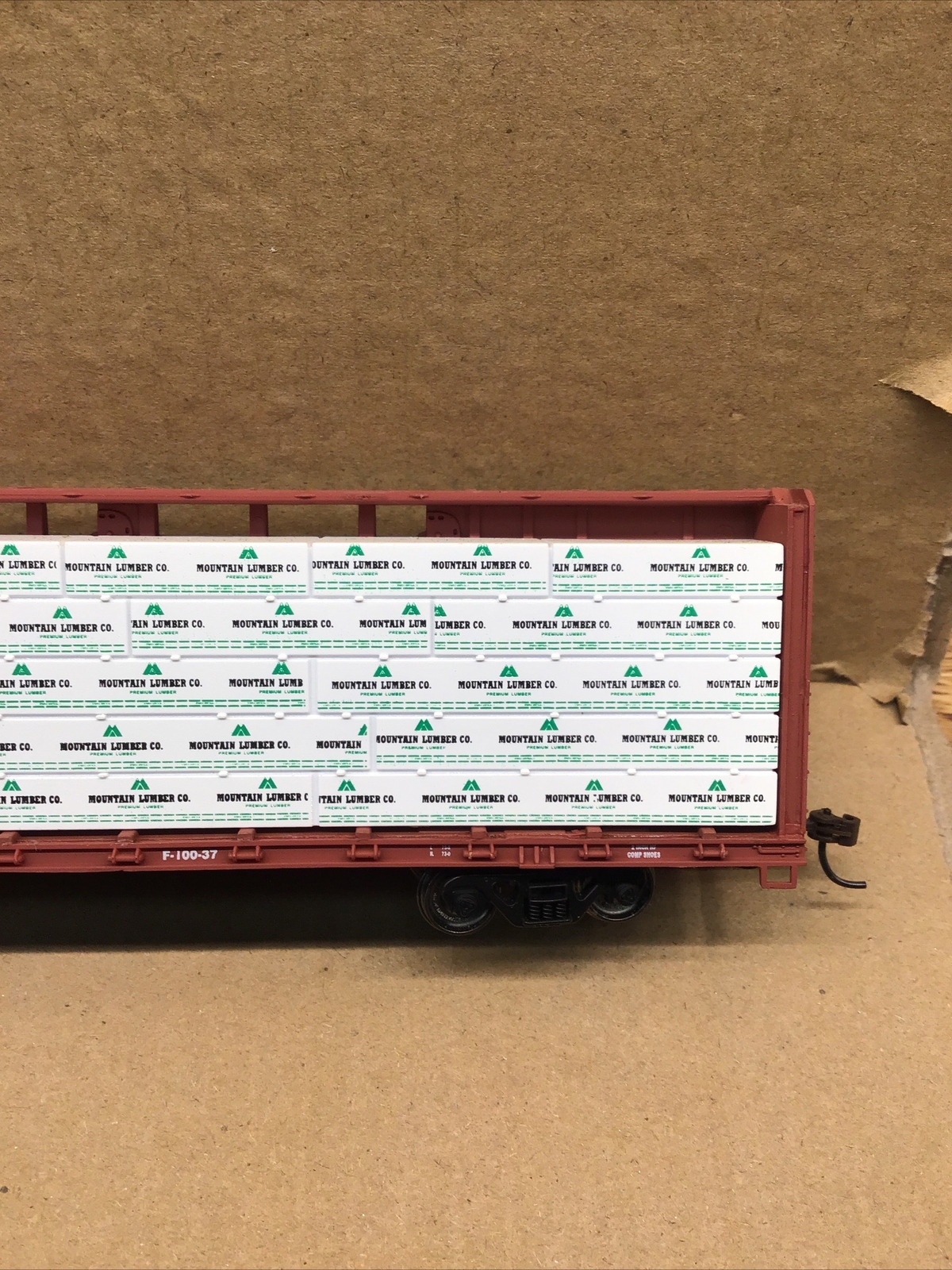 Walthers HO Scale 72' Centerbeam Flat Car UP w/High Mountain Lumber Co Load B4 eBay