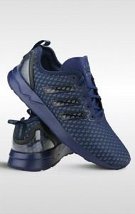 pharrell williams tennis hu v2 schuh