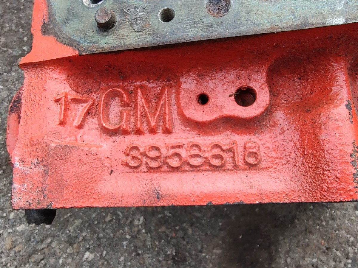 1969 Z/28 Camaro 302 3956618 618 DZ Block A-6-9 .050