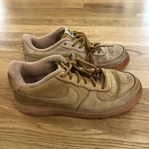 Nike Air Force 1 GS Youth Size 6Y Low Top Shoes Winter Flax Tan 943312-200  W 7.5 | eBay