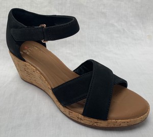clarks nubuck wedge sandals