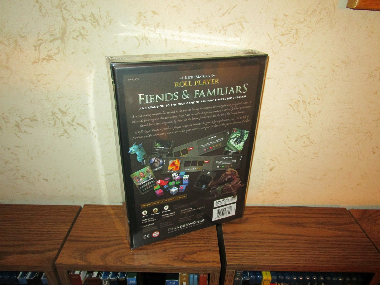 Thunderworks Games- Roll Player: Fiends & Familiars Kickstarter edition