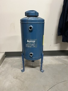 Neptune By-pass Chemical Feeder / pressure tank